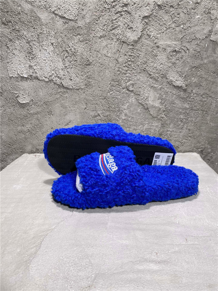 BLCG SLIPPERS