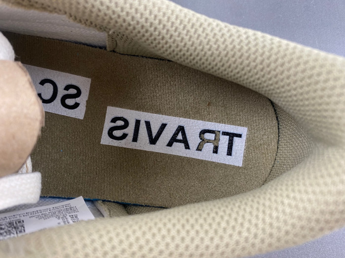 Travis Scott x Air Jordan 1 Low DZ137-701