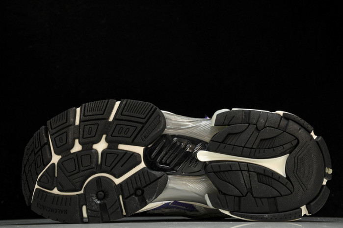 BLCG RUNNER   103013
