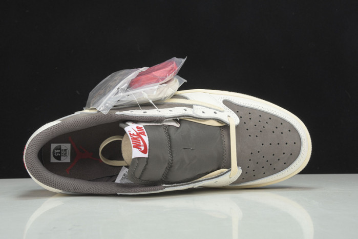 TRAVIS SCOTT X AIR JORDAN 1 LOW OG REVERSE MOCHA DM7866-162