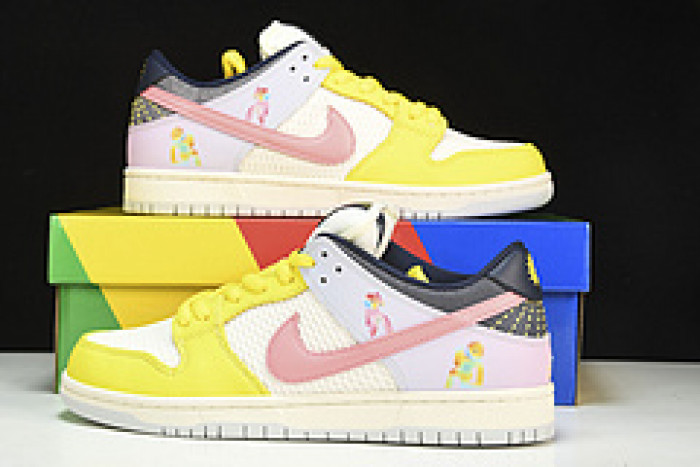 Nike SB Dunk Low “Be True” DX5933-900