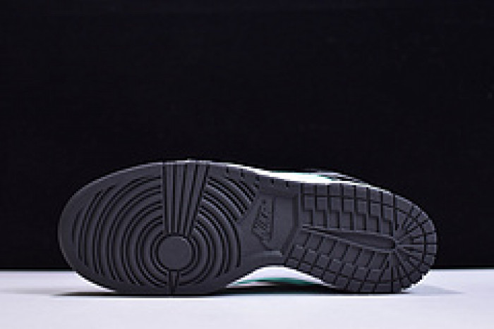 nike sb x D1am0nd dunk  ＂t*f*ny＂ 304292-402