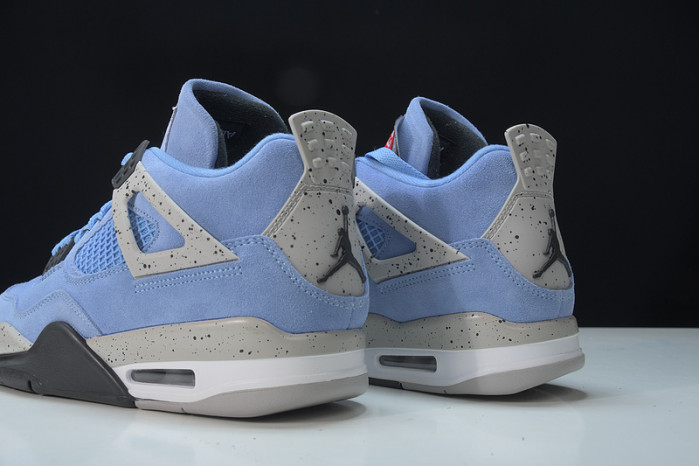 Air Jordan 4 Retro University Blue CT8527-400