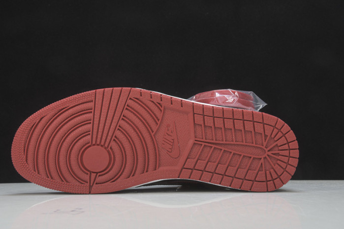 Air Jordan 1 High OG “Bred Patent” 555088-063