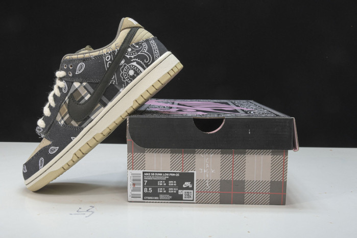 Travis Scott x Nike SB Dunk Low TS CT5053-001