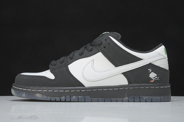 Nike SB Dunk Low Staple Panda Pigeon BV1310-013