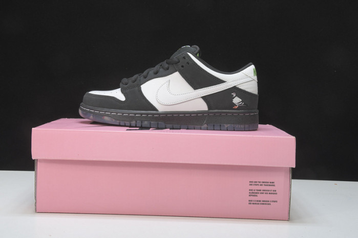 Nike SB Dunk Low Staple Panda Pigeon BV1310-013