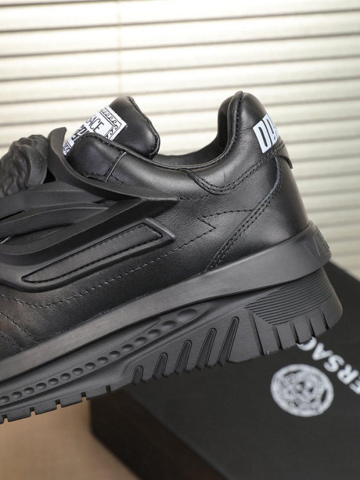 VERS SNEAKERS   112802