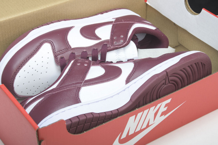 Nike Dunk Low Bordeaux (W) DD1503-108