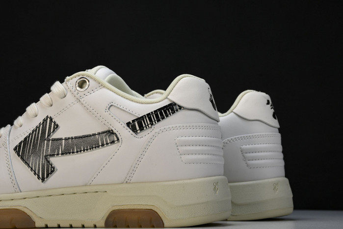 OF SNEAKER  FOR011702