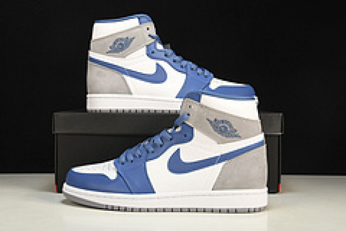 Air Jordan 1 High OG "True Blue" DZ5485-410