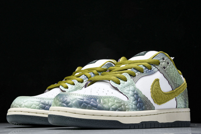 Nike SB Dunk Low Alexis Sablone Chameleon  HJ3386-300