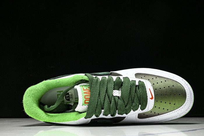 NIKE AIR FORCE 1 1