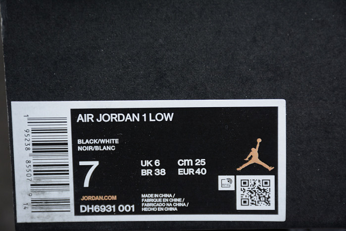 AIR JORDAN 1 LOW BLACK WHITE DH6931-001