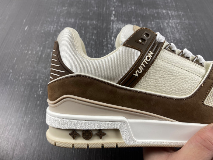 LV SNEAKER LOW 121801