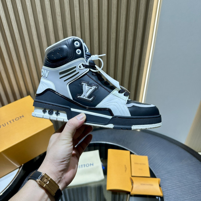 LV SNEAKER LOW FOR-LV196