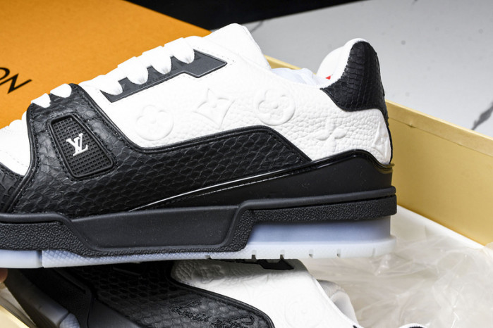 LV SNEAKER LOW FOR-LV205