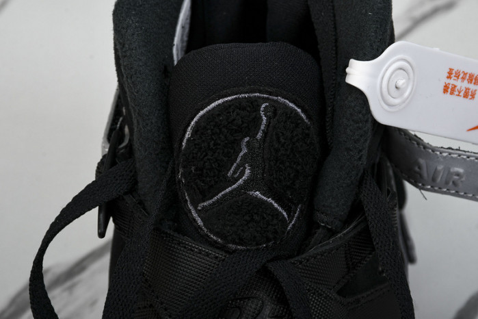 AIR JORDAN 8 RETRO  Winterized “Gunsmoke”  305381-025
