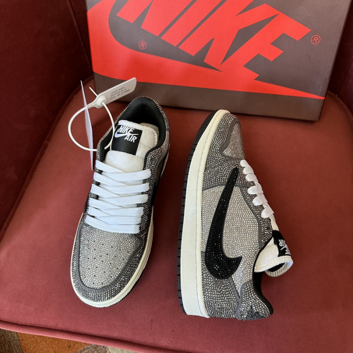 AIR JORDAN 1 RETRO  AJ-31