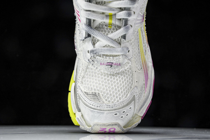 BLCG RUNNER  772767-WRUNG 9517