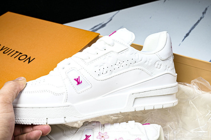 LV SNEAKER TRAINER FOR-LV450