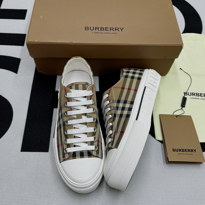 BUR  SNEAKER