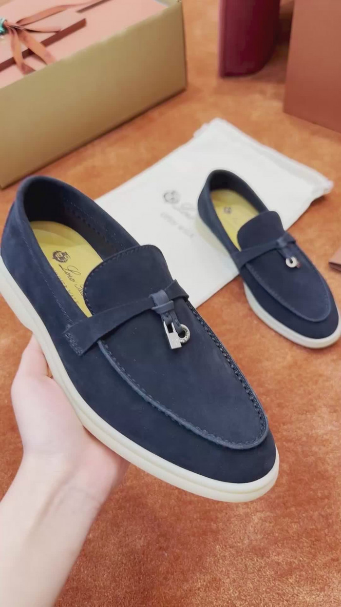 L0R0 P1ANA SNEAKER
