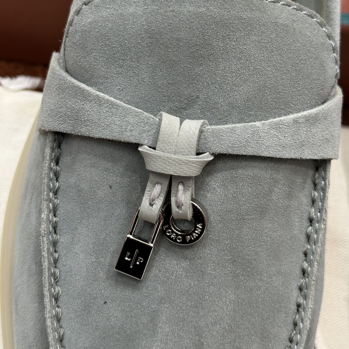 L0R0 P1ANA SNEAKER