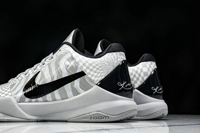 Nike Zoom Kobe 5 Protro "Zebra" CD4991-003