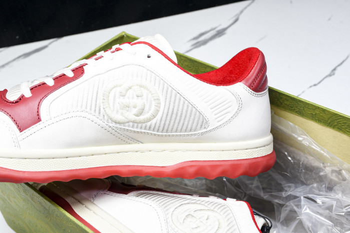 Gv*c sneaker