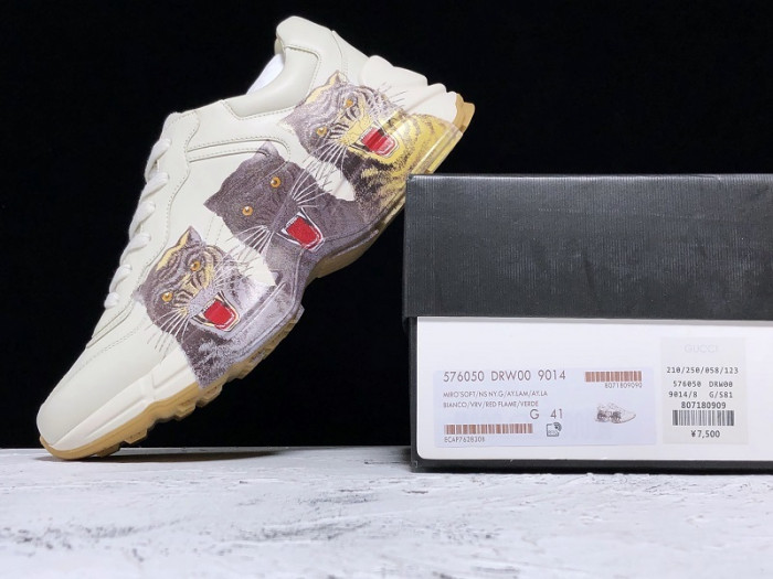 Gv*c trainer sneaker 576050 drw00 9014