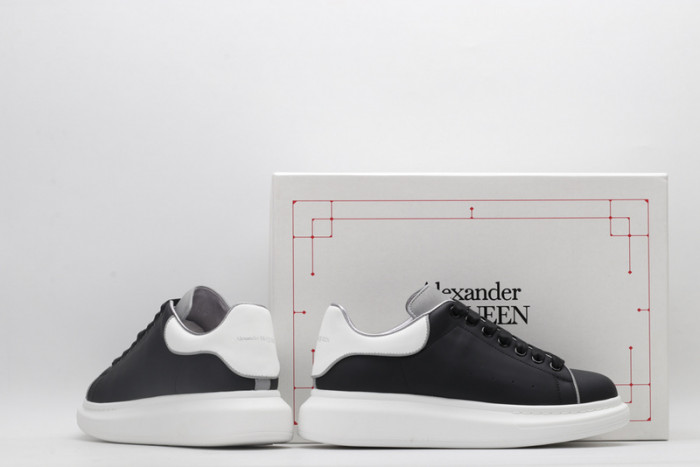 MQ Sneakers