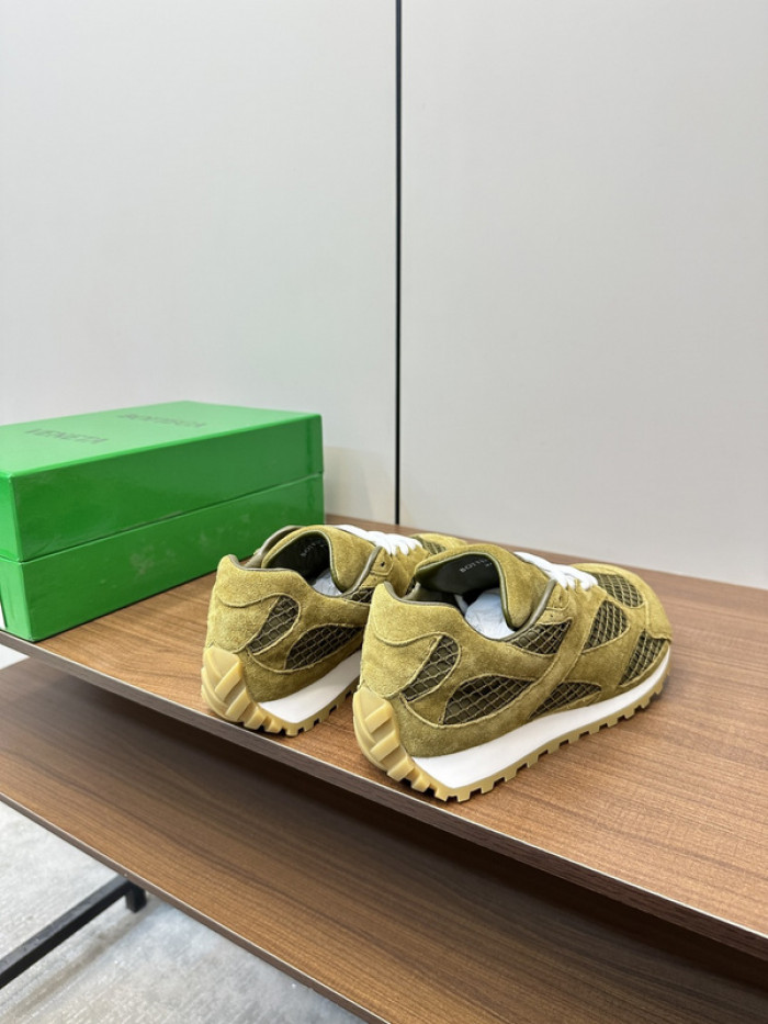 b0tt*ga Ven*ta orbit sneaker