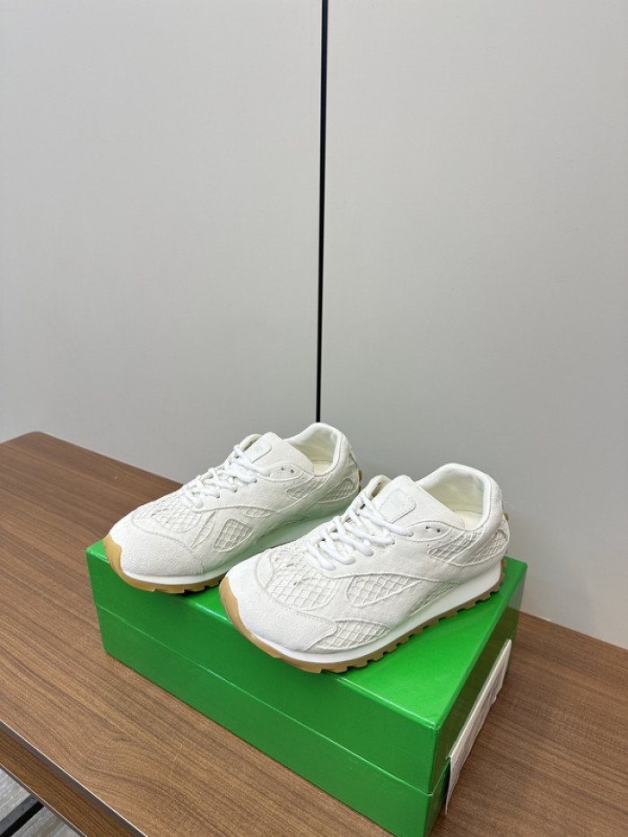 b0tt*ga Ven*ta orbit sneaker