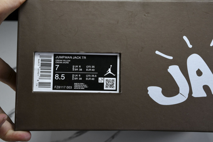 Travis Scott x Jordan Cut The Check    FZ8117 003