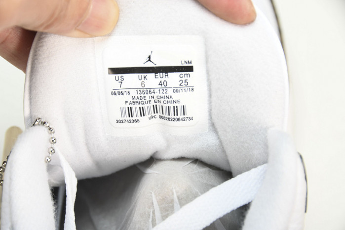 AIR JORDAN 3 136064-122