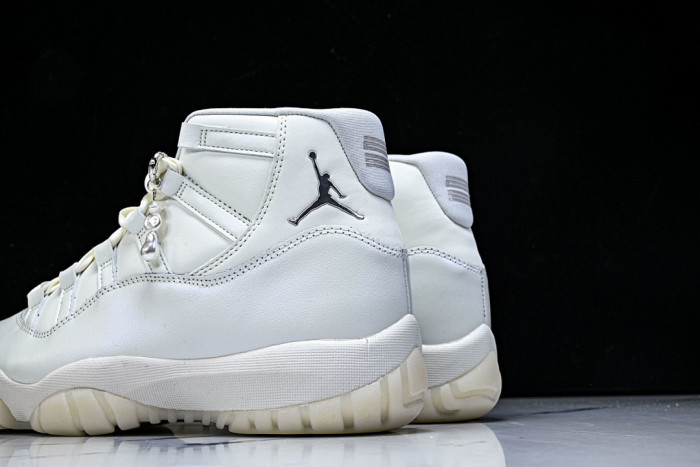 Air Jordan 11 “Pearl” AR0715-110