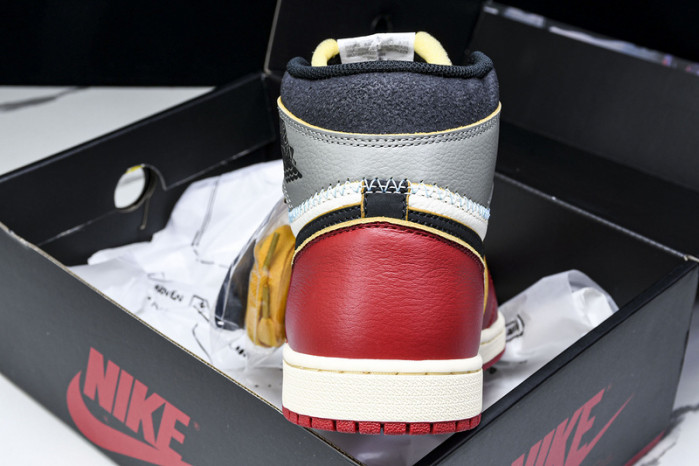 Union LA x Air Jordan 1 High OG “Chicago”  HV8563-600