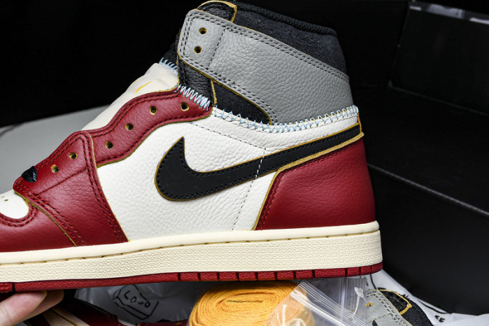Union LA x Air Jordan 1 High OG “Chicago”  HV8563-600