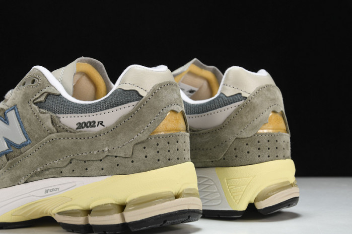 new Ba1an*e yeeshoes m2002rdd