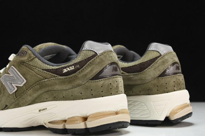 new Ba1an*e yeeshoes  m2002rhn