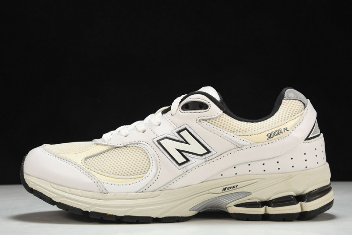 new Ba1an*e yeeshoes  ml2002rq