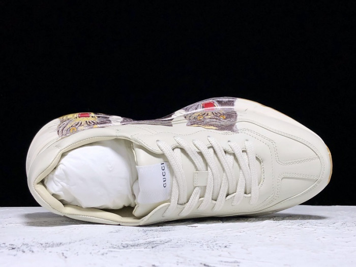 Gv*c trainer sneaker 576050 drw00 9014