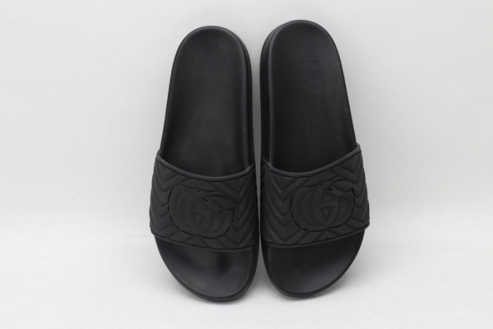 Gv*c slippers all  black