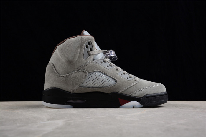 A Ma Maniére x Air Jordan 5 “Light Bone”  FD1330-006