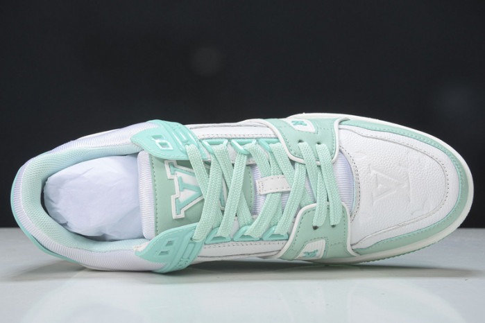 LV SNEAKER LOW YEE-008