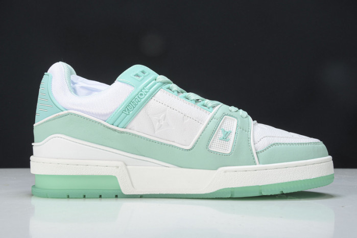 LV SNEAKER LOW YEE-008