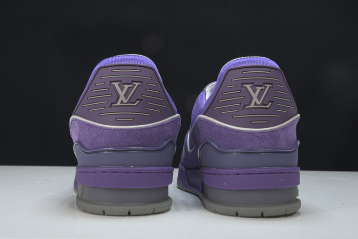 LV SNEAKER LOW YEE-009