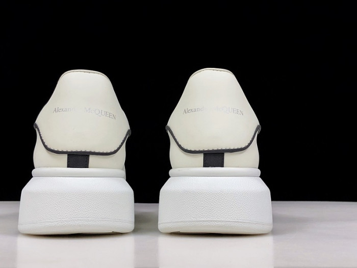 MQ Sneakers
