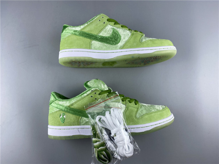 Nike SB Dunk Low QS CT2552 300